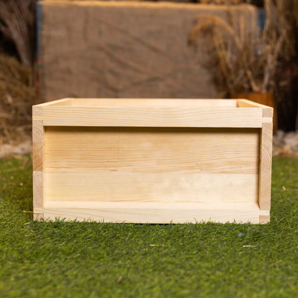 B.S. National Brood Box