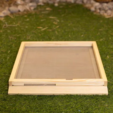 Varroa Mesh Floor with Inspection Tray