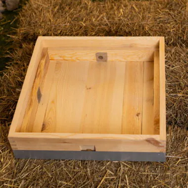 B.S. National Beehive Flat Pack