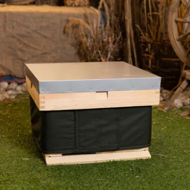 Beehive Winter Insulation Wrap