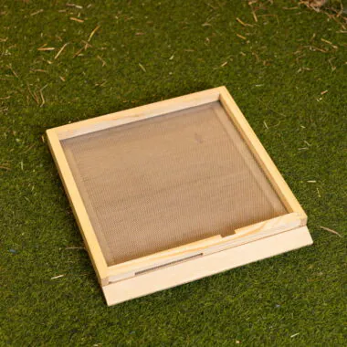 Varroa Mesh Floor with Inspection Tray