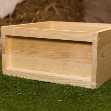 B.S. National Brood Box