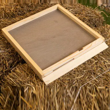 Varroa Mesh Floor with Inspection Tray