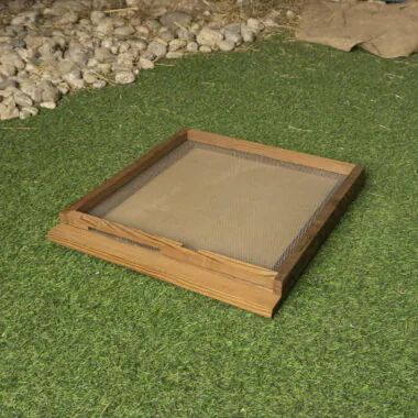 Varroa Mesh Floor with Inspection Tray (Thermo-Modified Wood)
